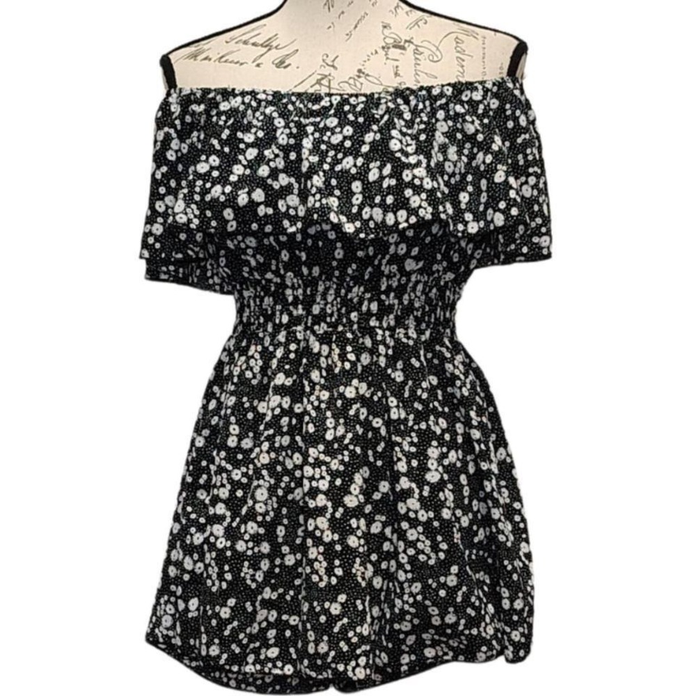 Womens Black White Dark Floral Off Shoulder Shorts Romper Medium Boho Romantic